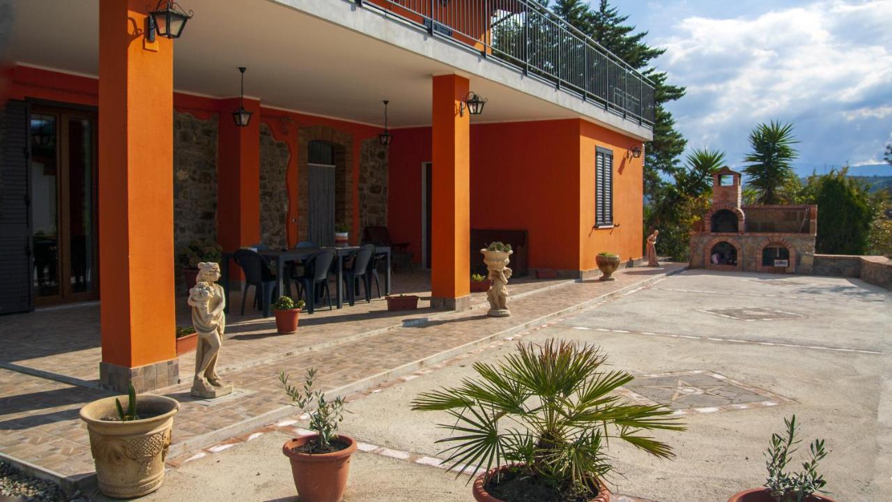La Casa Sulla Collina Bed & Breakfast Altavilla Silentina Luaran gambar