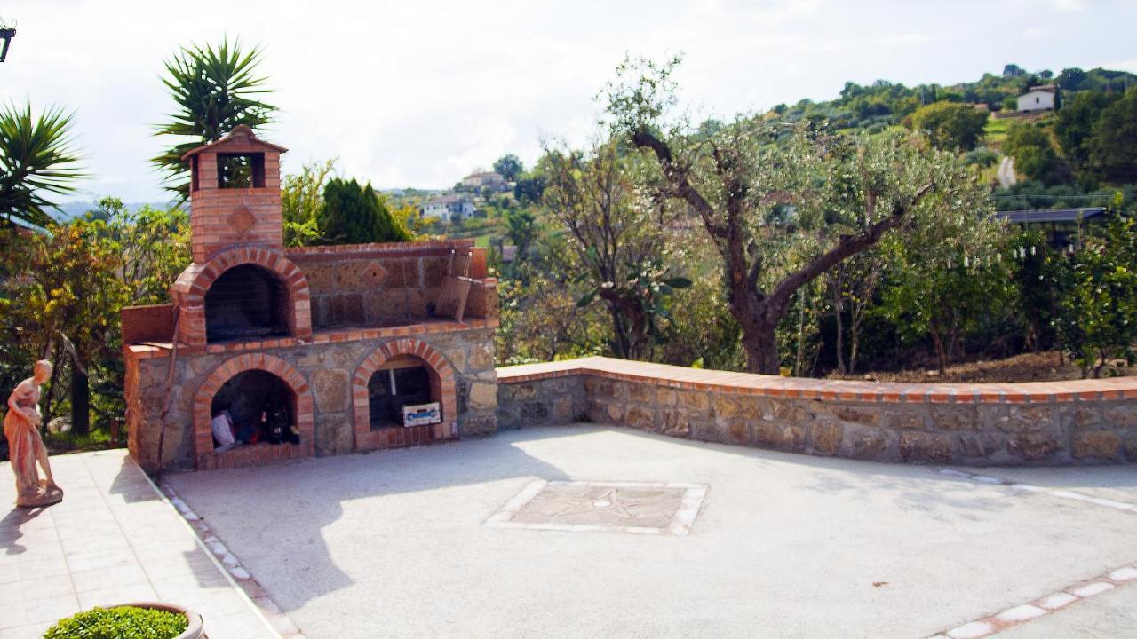 La Casa Sulla Collina Bed & Breakfast Altavilla Silentina Luaran gambar