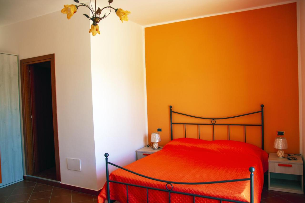 La Casa Sulla Collina Bed & Breakfast Altavilla Silentina Luaran gambar